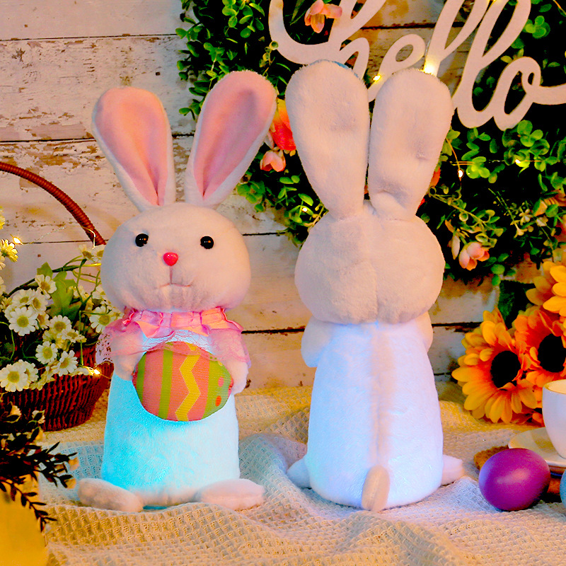 Lapin lumineux à LED tenant une carotte ou un œuf de Pâques en peluche – Nom personnalisable, cadeau de Pâques parfait pour les enfants