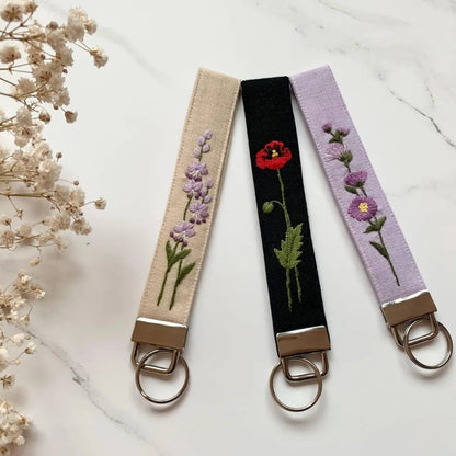 Customizable Embroidered Birth Month Flower Wrist Lanyard Keychain - Mother’s Day Gift 🌸💐