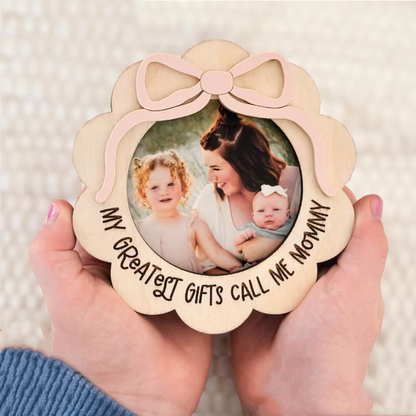 Personalized Mother’s Day Scallop Fridge Magnet Photo Frame – Custom Name Gift