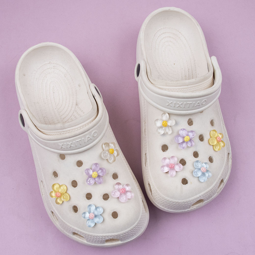 DIY Resin Flower Charms for Clogs – Detachable Shoe Accessories for Festive Gifts