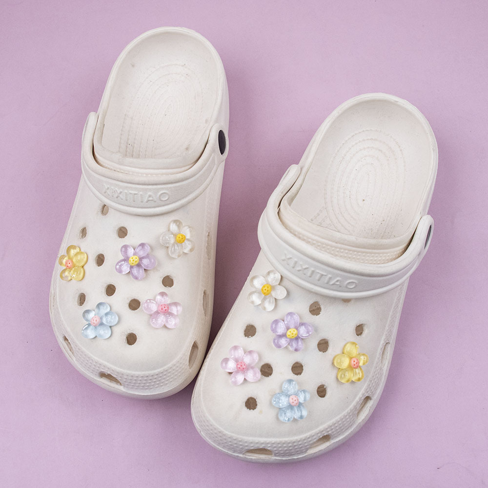 DIY Resin Flower Charms for Clogs – Detachable Shoe Accessories for Festive Gifts