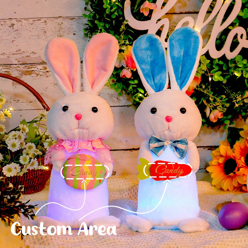 Lapin lumineux à LED tenant une carotte ou un œuf de Pâques en peluche – Nom personnalisable, cadeau de Pâques parfait pour les enfants